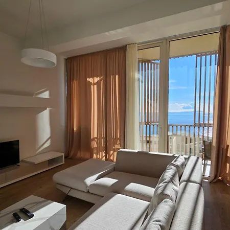 Whisky Coast & Resort *