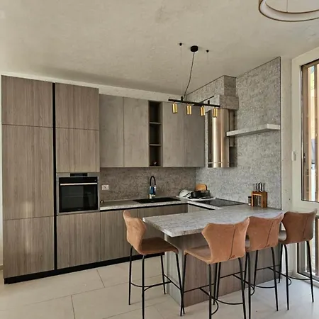 Whisky Coast & * Παλάσα