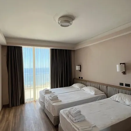 Whisky Coast & * Παλάσα