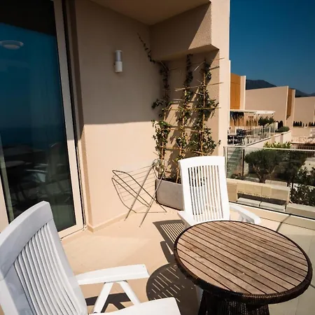 Whisky Coast & Resort Palasë